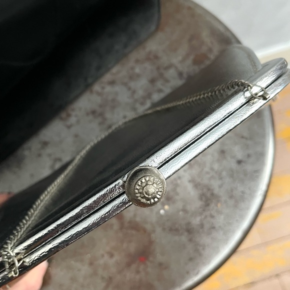 Two Vintage Purses Glam - Picture 6 of 9